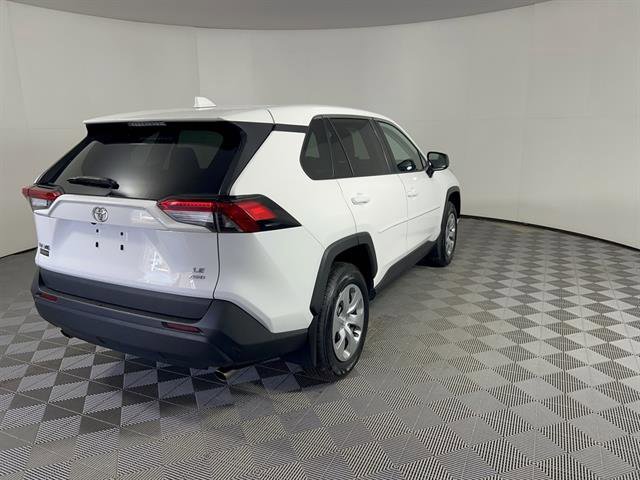 Certified 2022 Toyota RAV4 LE image 9