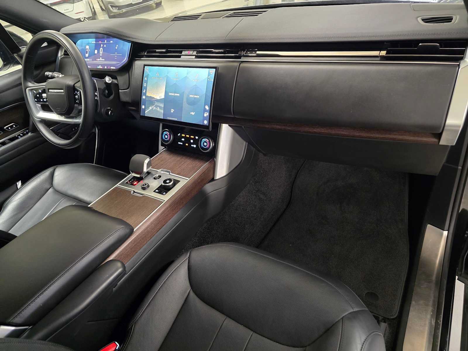 Used 2023 Land Rover Range Rover SE AWD/4WD image 10