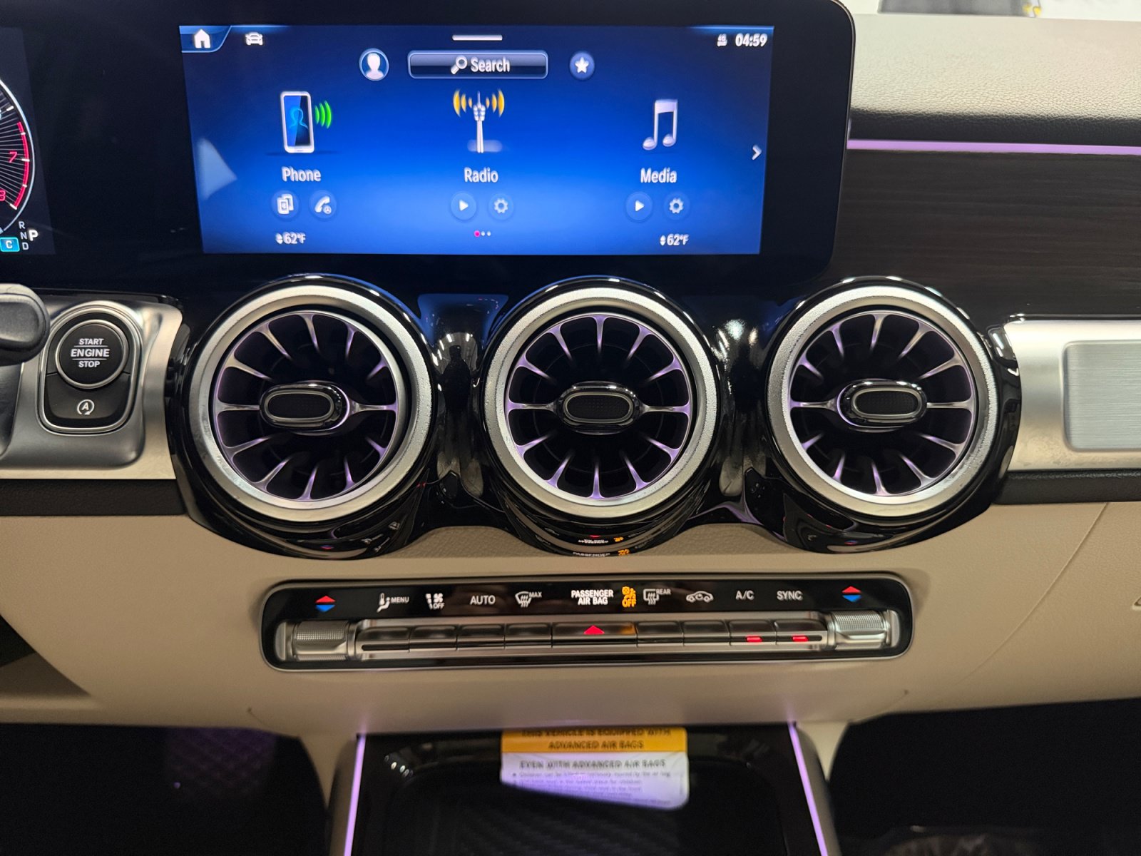 Used 2026 Mercedes-Benz GLB 250 image 21