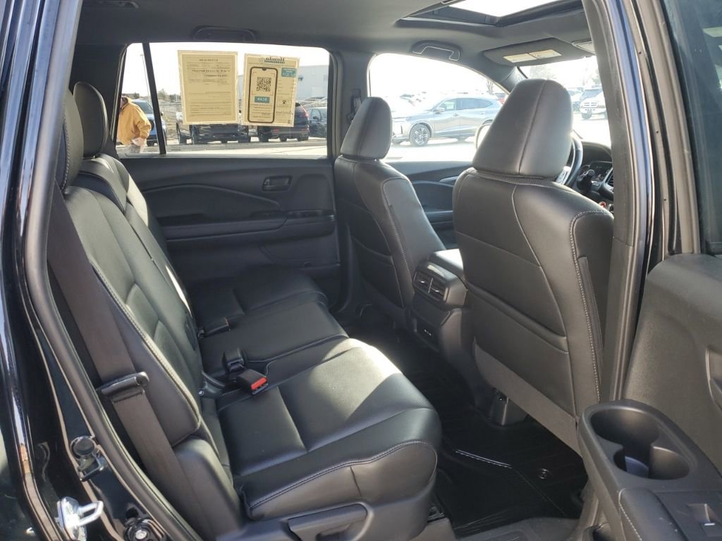 Used 2024 Honda Passport EX-L image 31