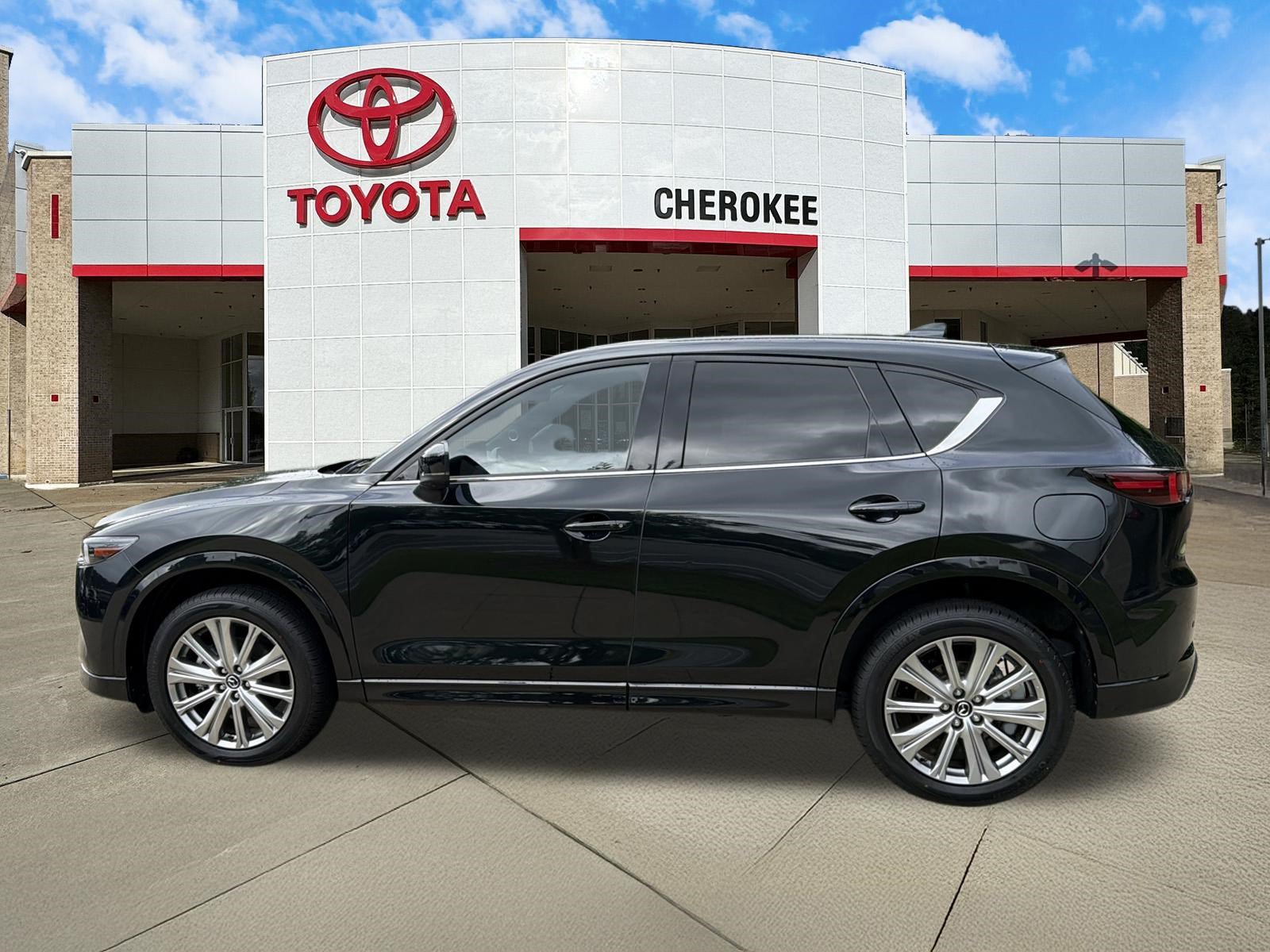 Used 2023 MAZDA CX-5 Signature AWD/4WD image 8