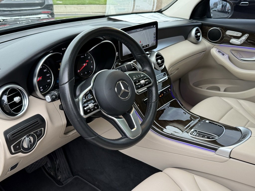 Used 2020 Mercedes-Benz GLC 300 4MATIC w/ Parking Assistance Package image 21