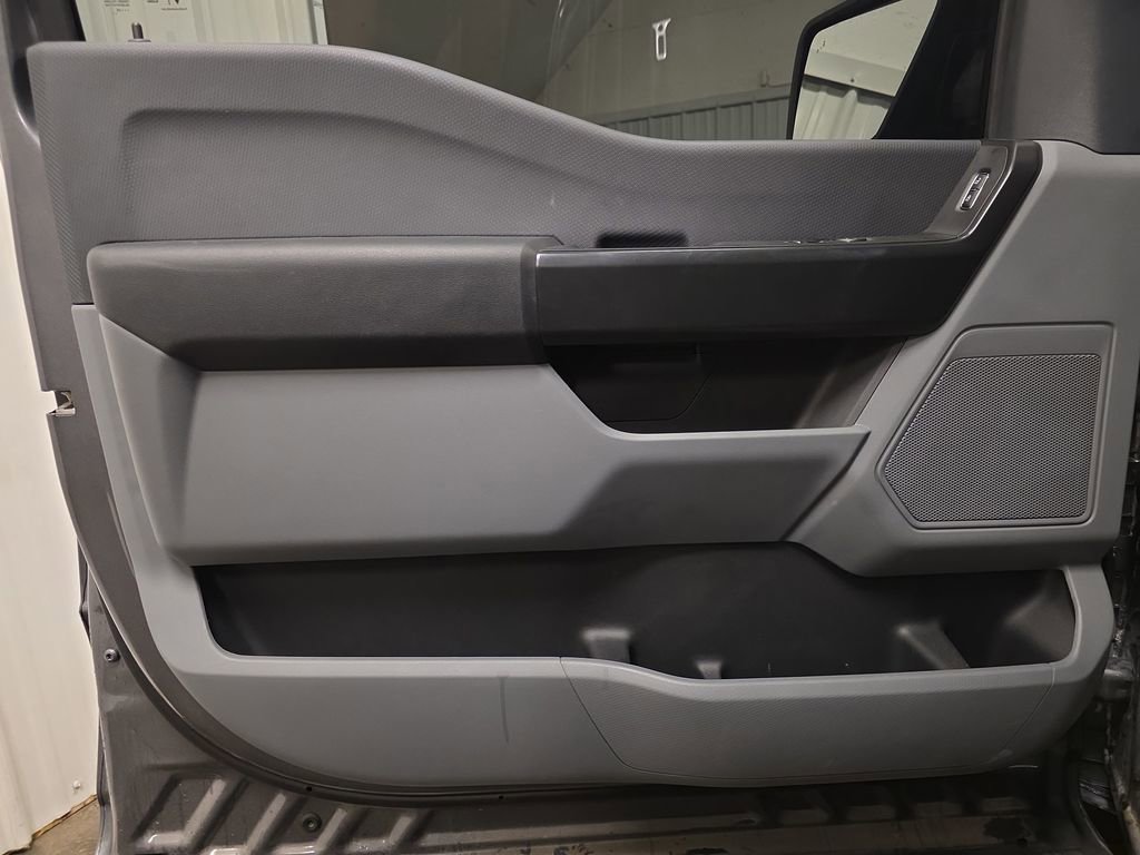 Used 2025 Ford F150 XL w/ Equipment Group 103A High image 22