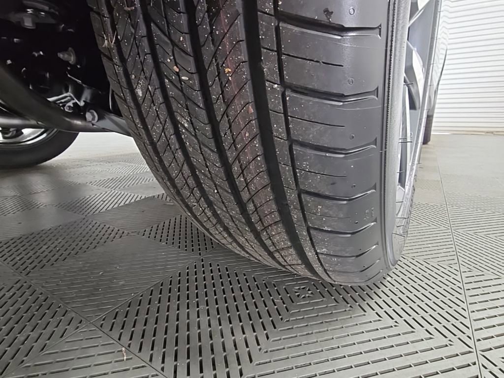 New 2025 Honda Pilot Touring image 53