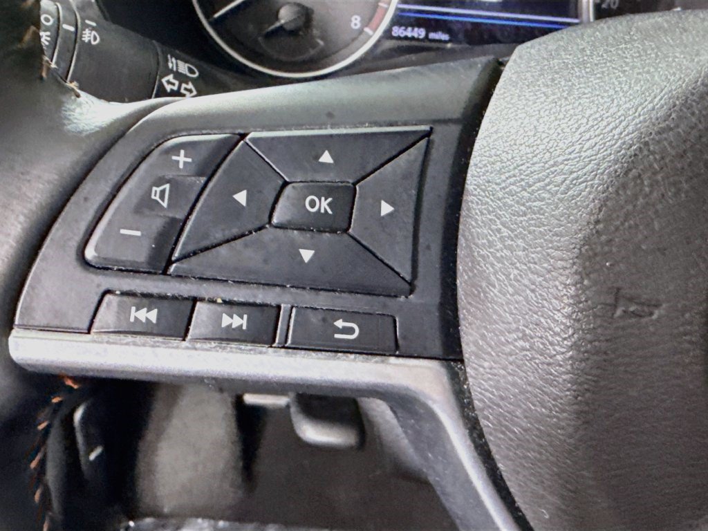 Used 2021 Nissan Sentra SR FWD image 13