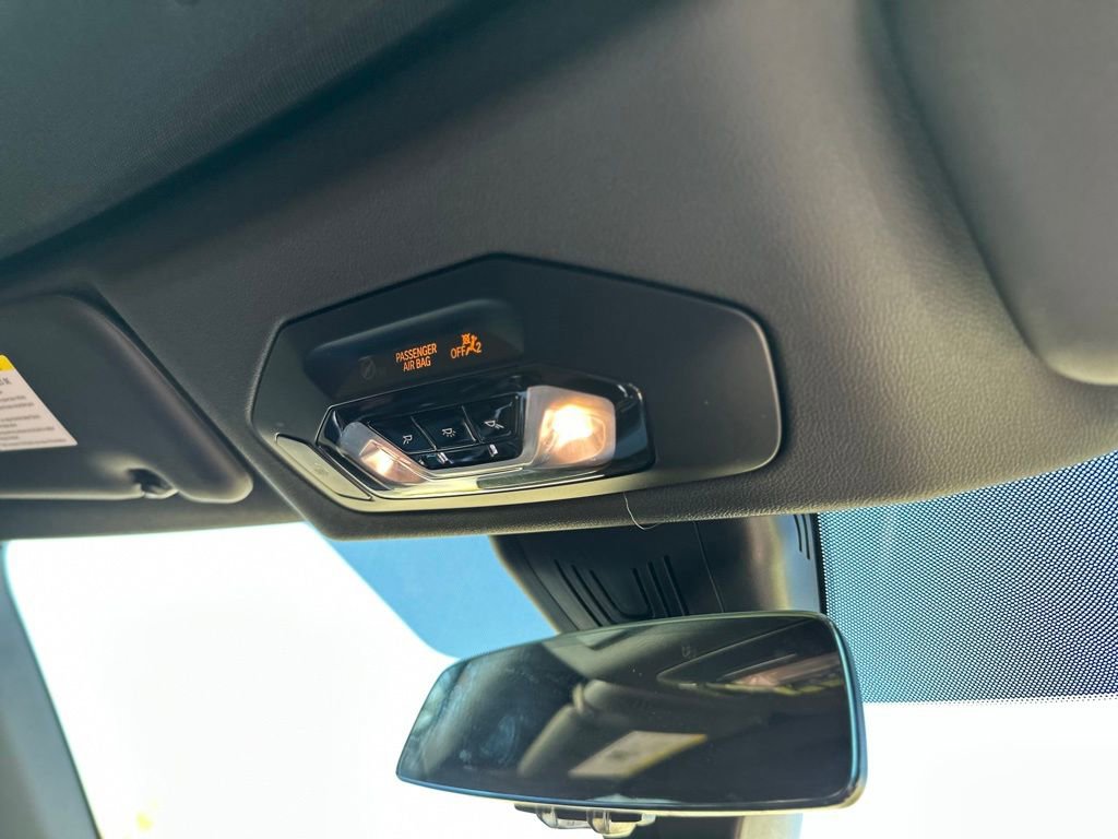 Used 2025 BMW 440i xDrive Convertible w/ Premium Package image 31