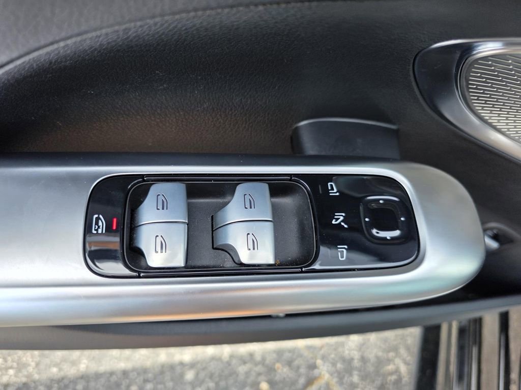 Certified 2025 Mercedes-Benz C 300 4MATIC Sedan image 13