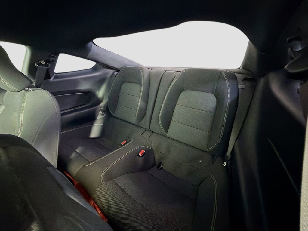 Used 2015 Ford Mustang Coupe image 21