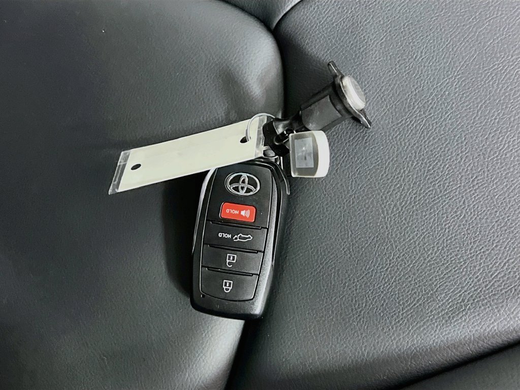 Used 2026 Toyota Highlander XLE AWD/4WD image 33