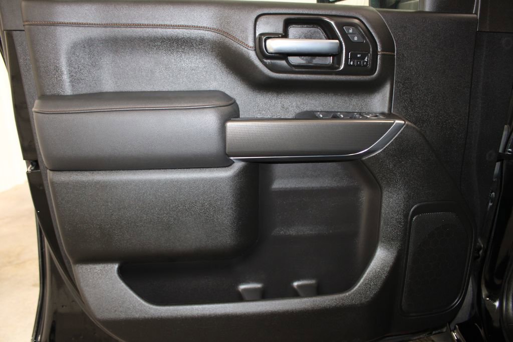 Used 2022 GMC Sierra 2500 AT4 image 28