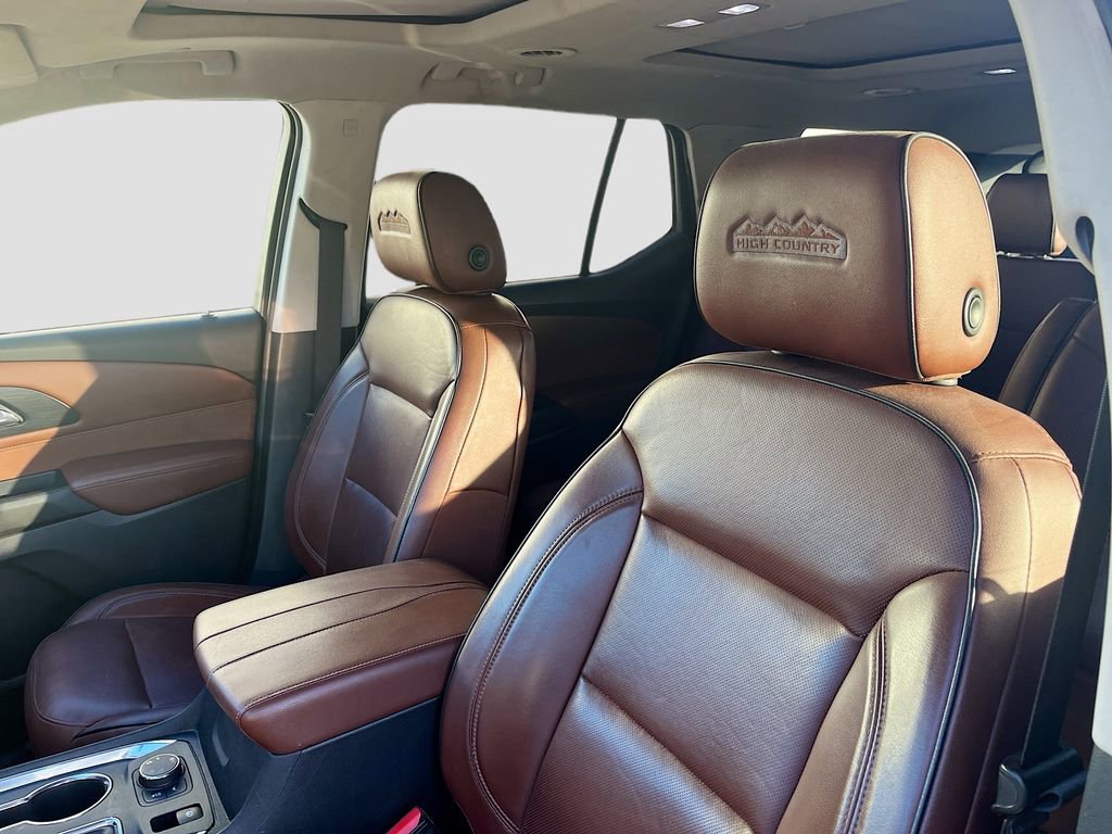 Used 2018 Chevrolet Traverse High Country w/ LPO, Cargo Package image 22