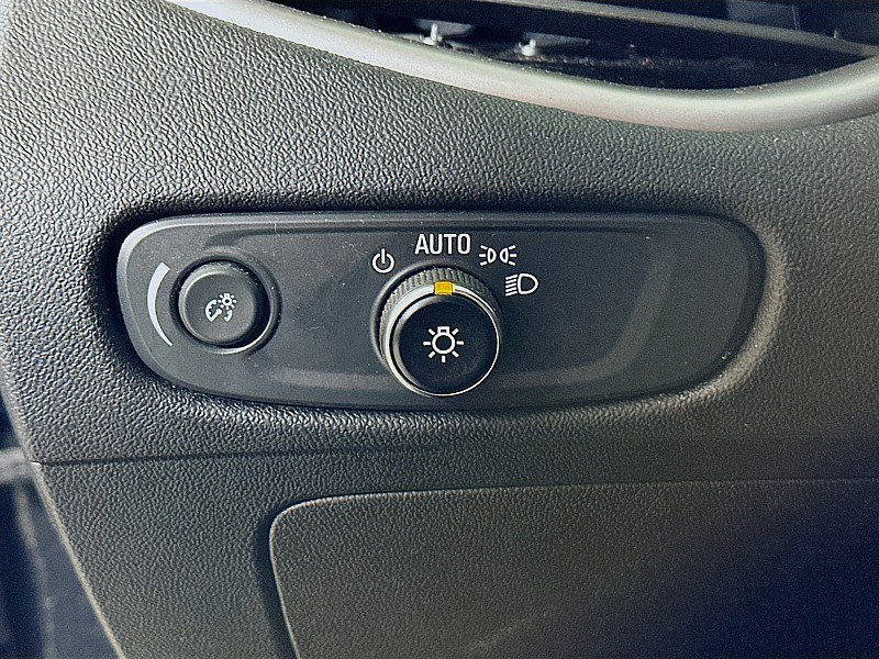 Used 2023 Chevrolet Malibu LT FWD image 10