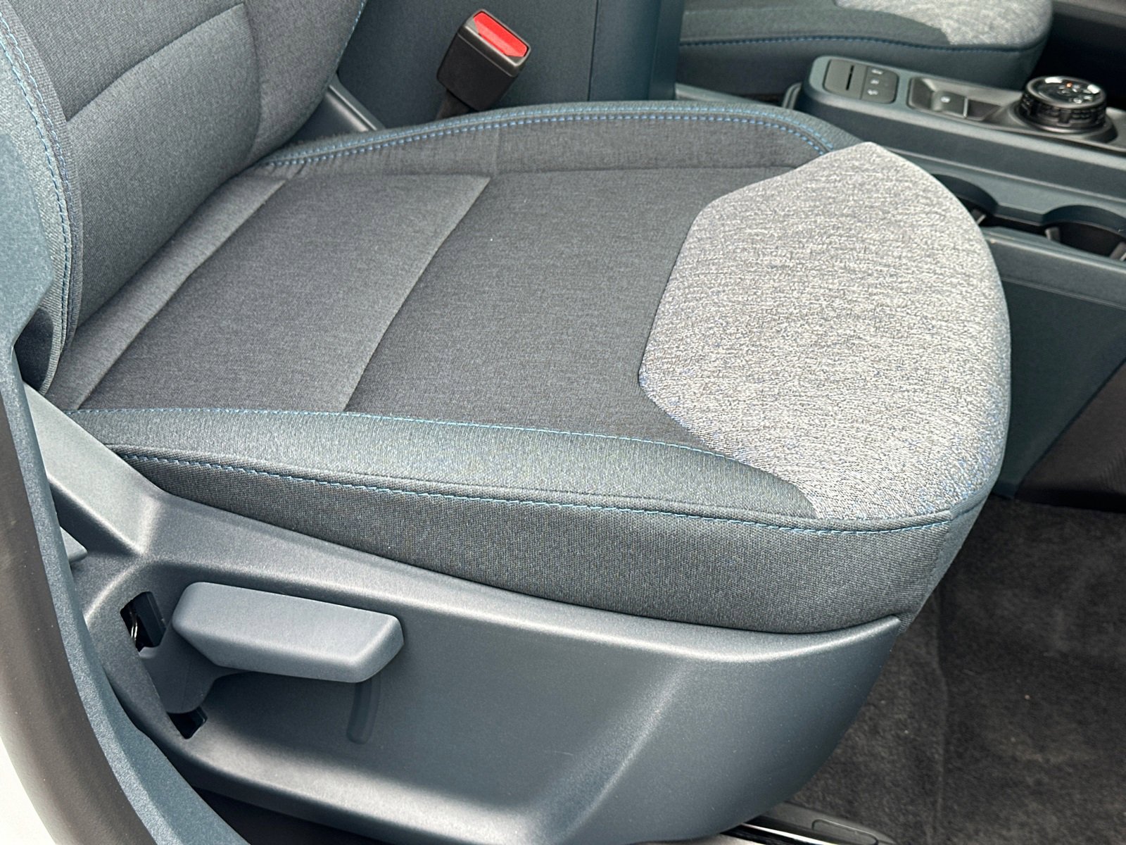 New 2025 Ford Maverick XLT w/ XLT Luxury Package image 12