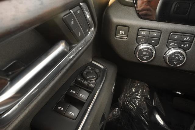 Used 2024 GMC Sierra 2500 SLT w/ SLT Convenience Package AWD/4WD image 20