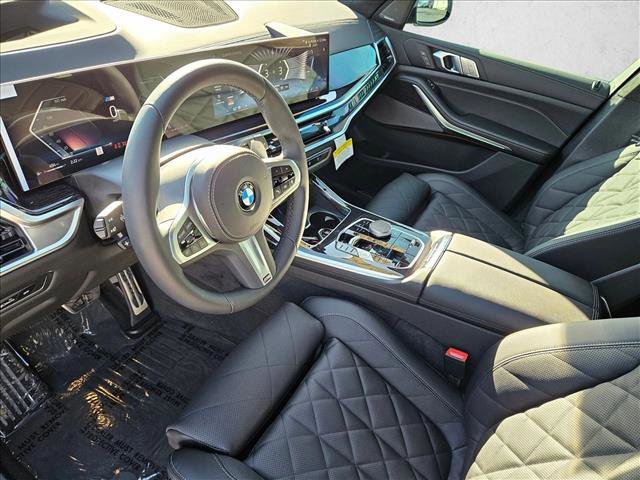 New 2026 BMW X7 xDrive40i image 3