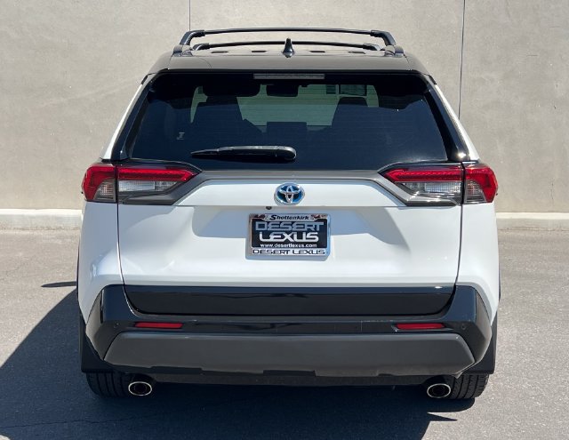 Used 2019 Toyota RAV4 XSE AWD/4WD image 8