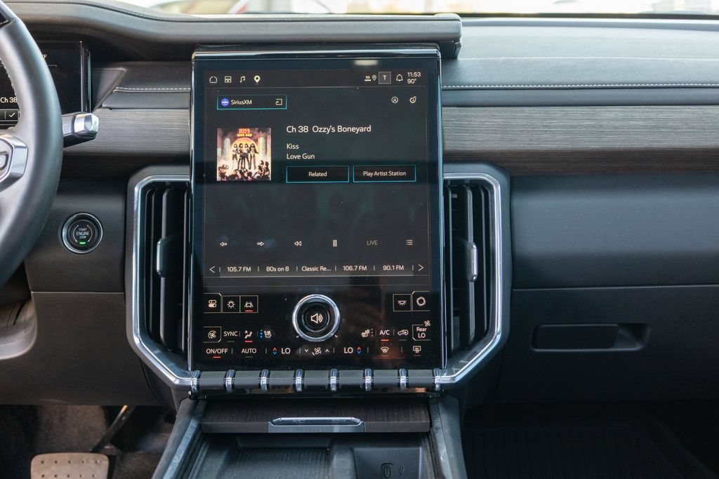 Used 2025 GMC Acadia Denali w/ Super Cruise Package AWD/4WD image 17