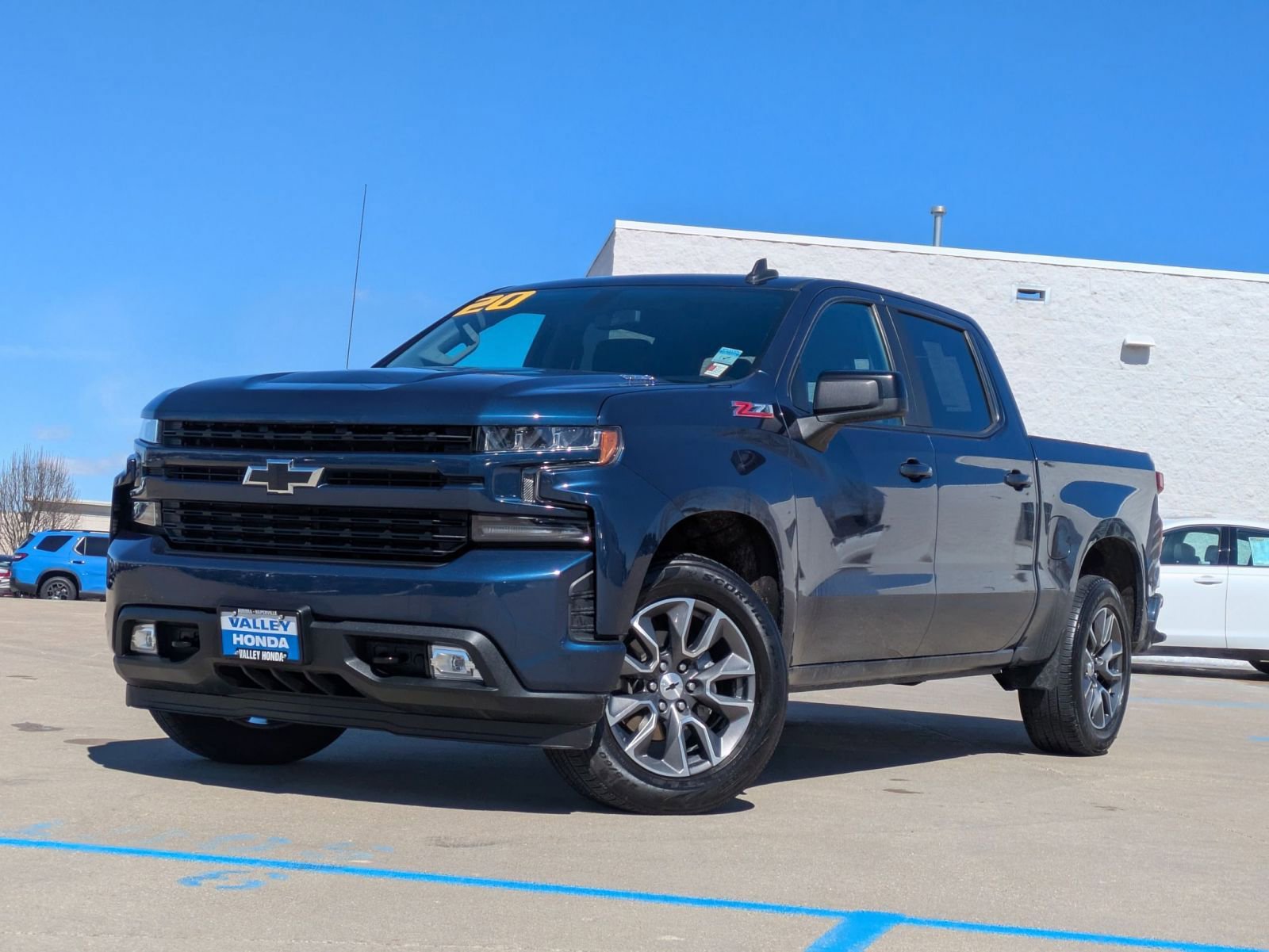 Used 2020 Chevrolet Silverado 1500 RST image 2