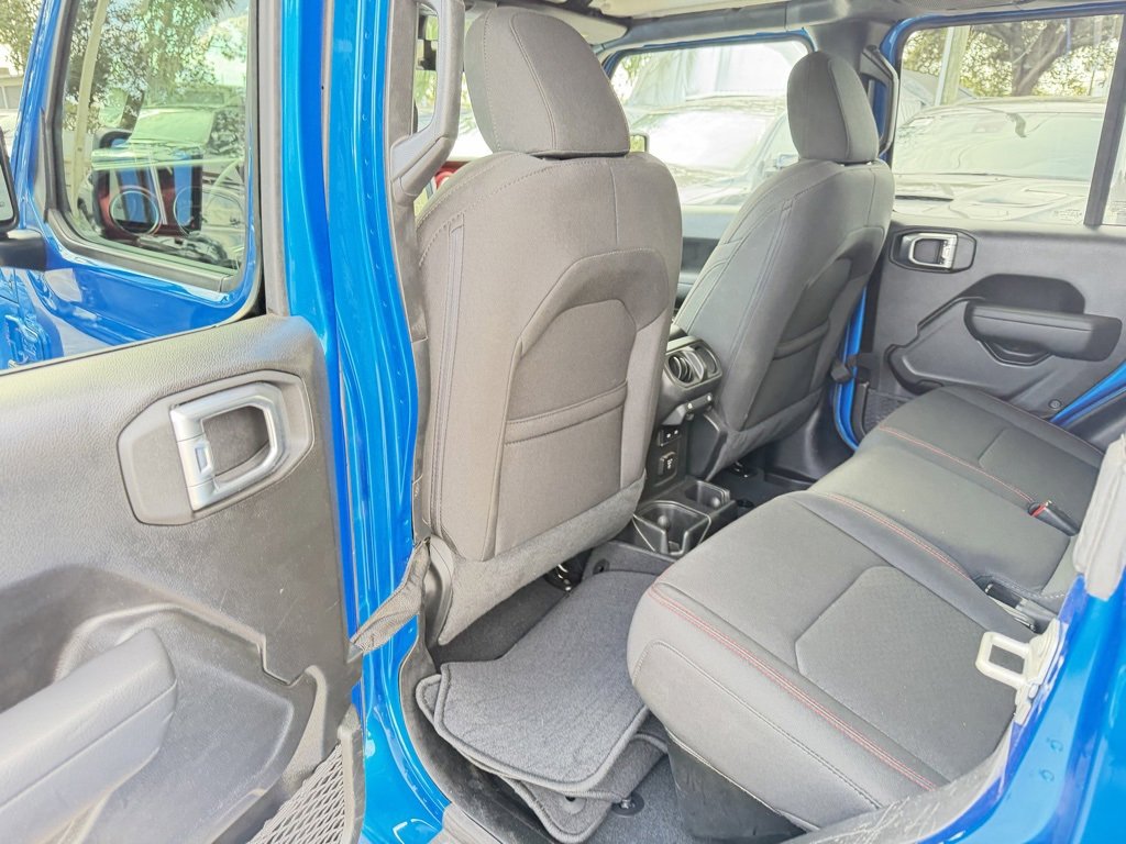 Used 2023 Jeep Gladiator Rubicon w/ Trailer Tow Package image 28