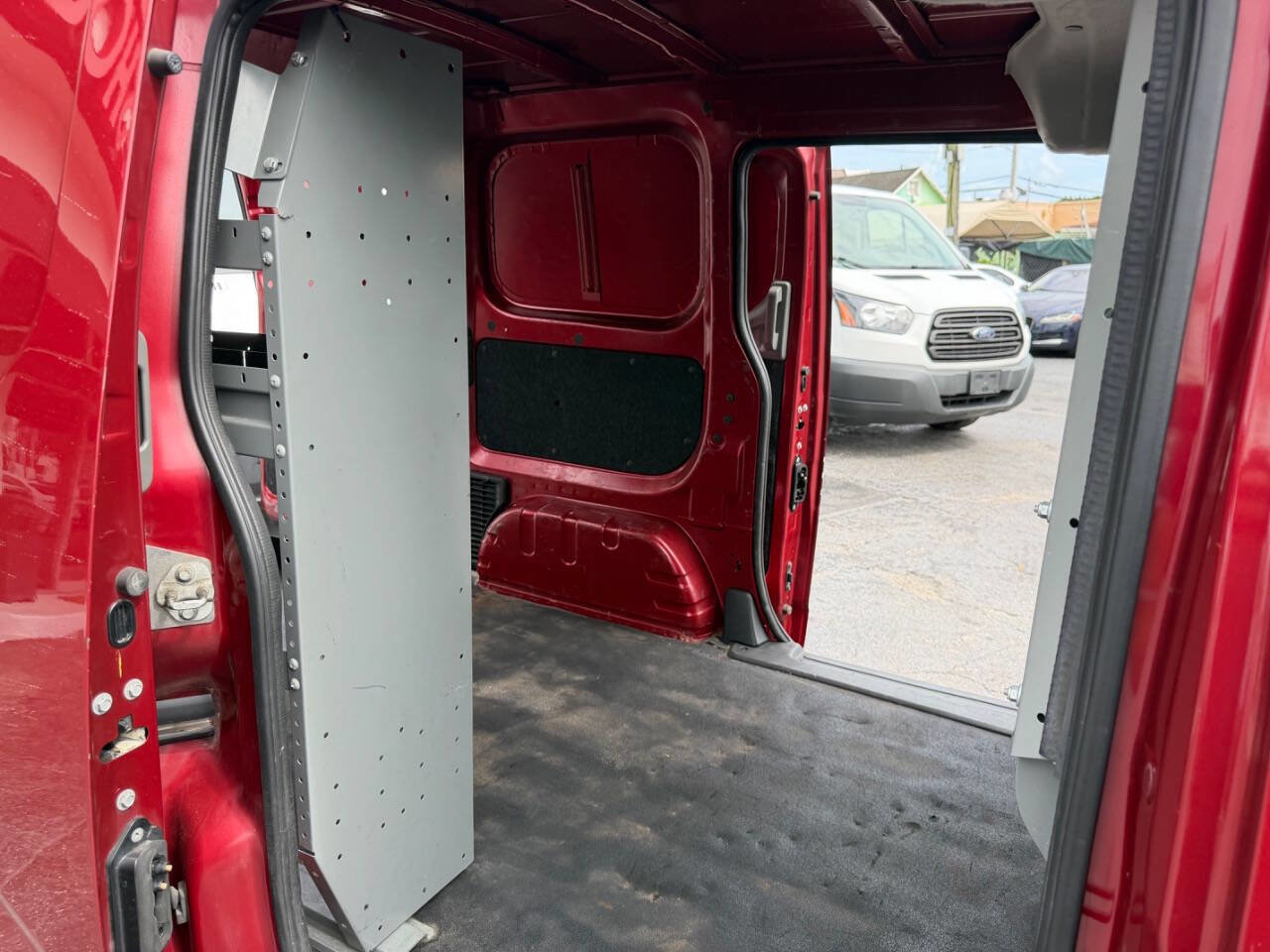 Used 2017 Nissan NV200 S image 16