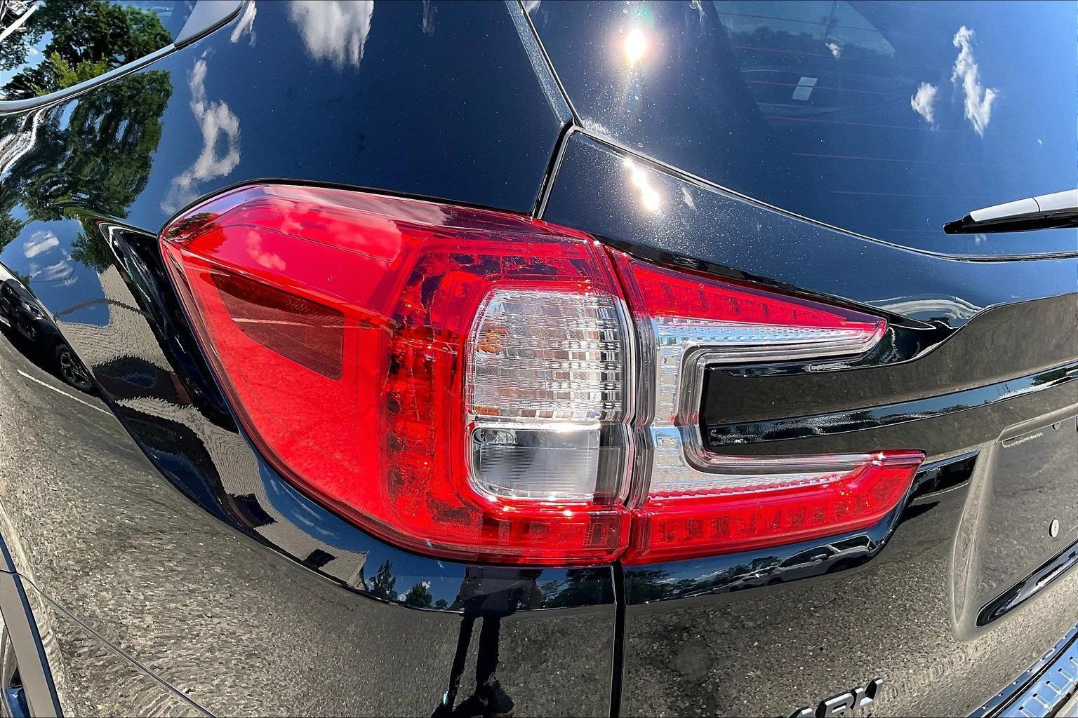 Certified 2025 Subaru Ascent Bronze Edition AWD/4WD image 29