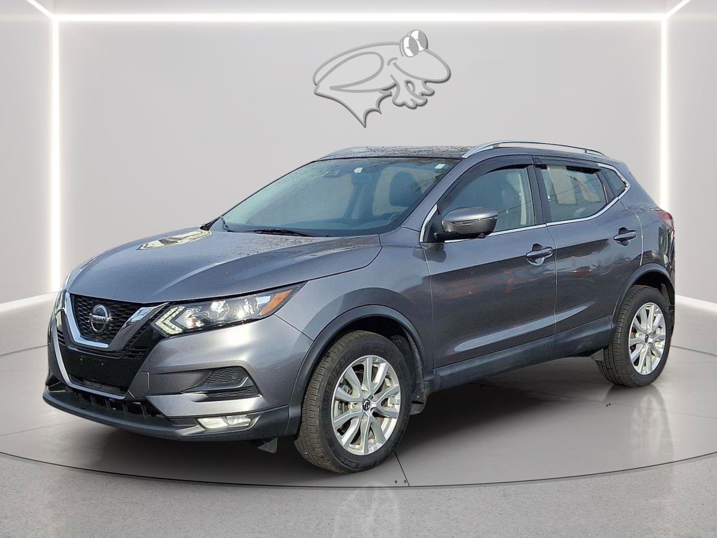 Used 2020 Nissan Rogue Sport SV w/ Technology Package image 1