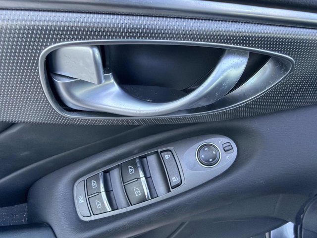 Used 2015 INFINITI Q50 AWD w/ Moonroof Package image 12