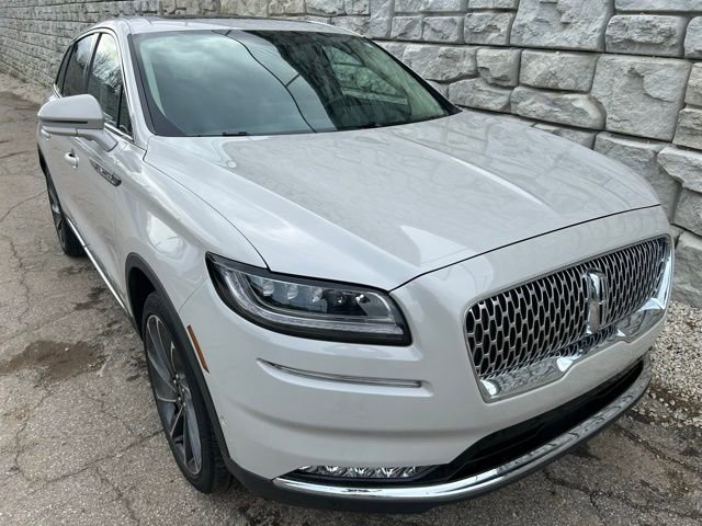 Used 2023 Lincoln Nautilus Reserve w/ Equipment Group 202A AWD/4WD image 7