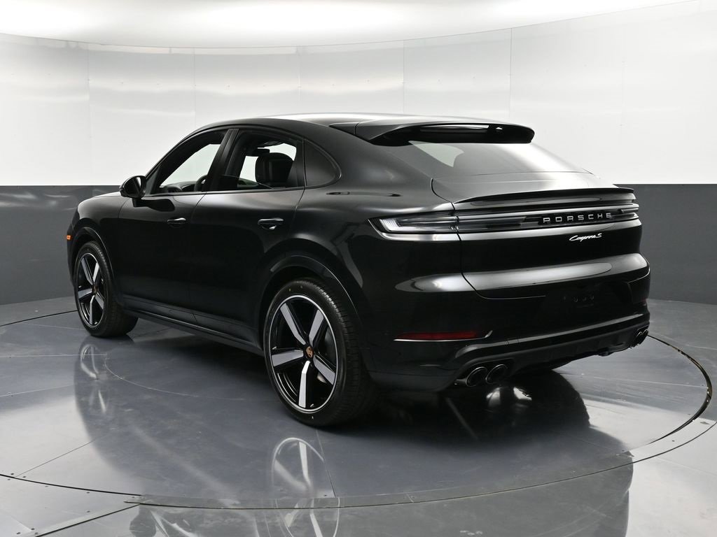 New 2026 Porsche Cayenne S image 3