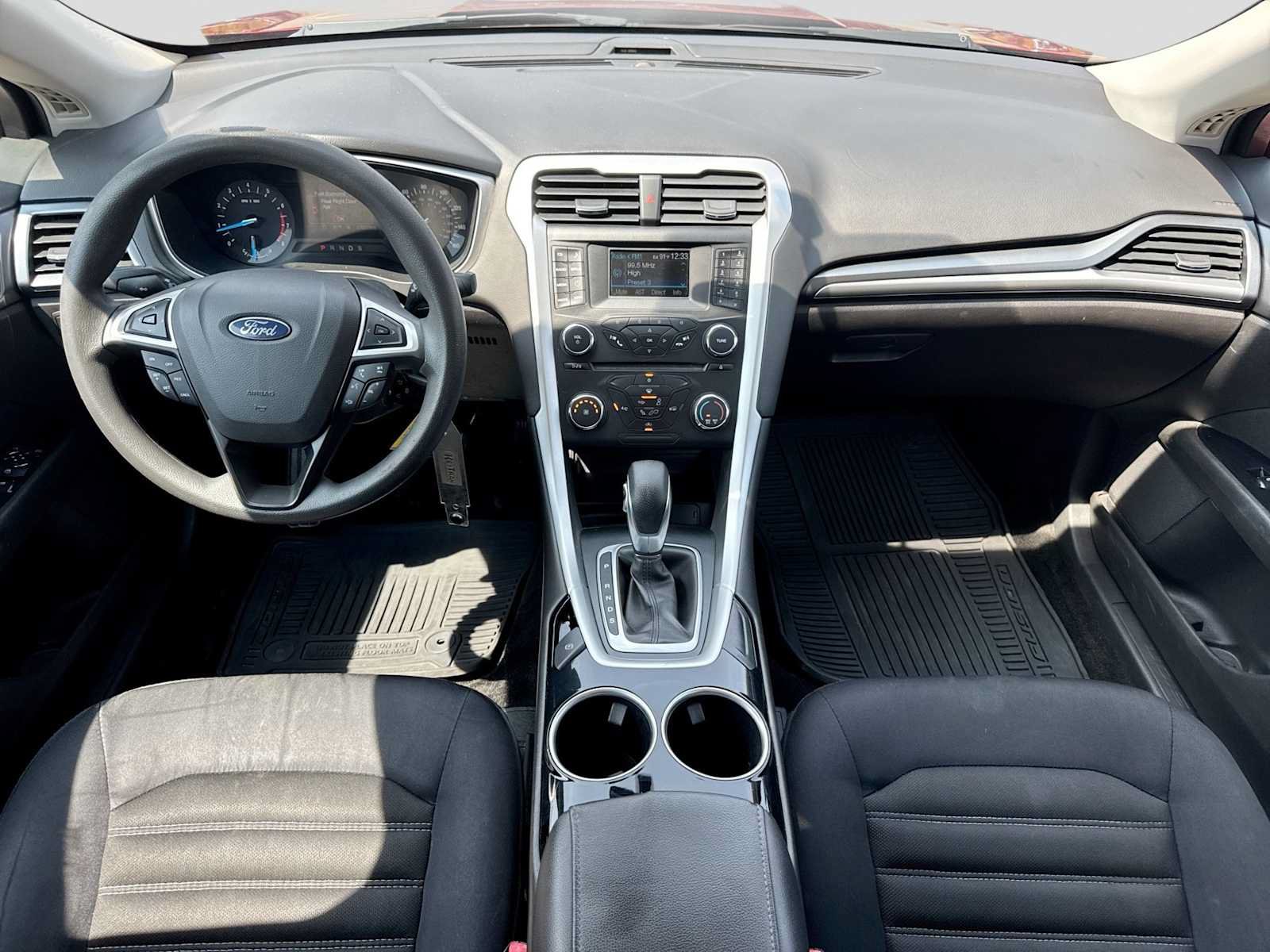 Used 2013 Ford Fusion SE FWD image 14