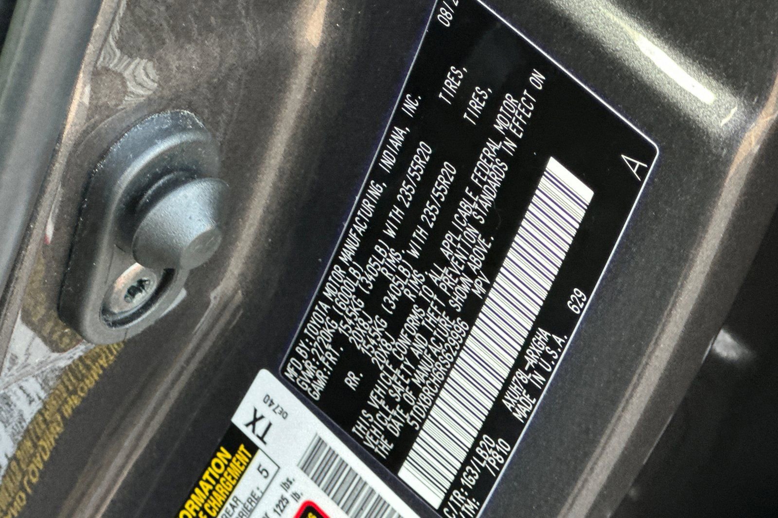 Used 2024 Toyota Highlander Limited image 38