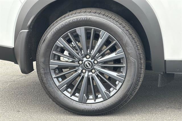 New 2026 Nissan Pathfinder SL w/ SL Premium Package (P04) AWD/4WD image 33