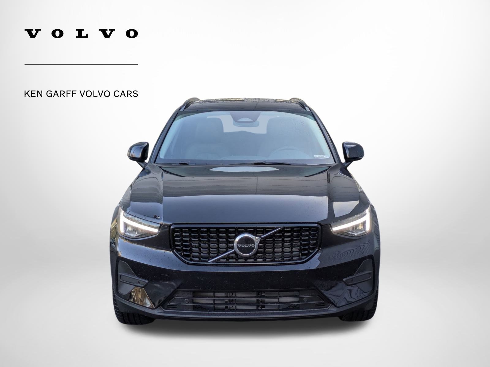 New 2026 Volvo XC40 B5 Core w/ Climate Package image 9