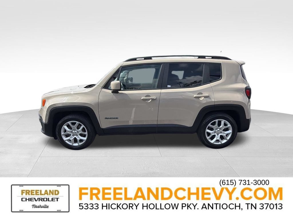 Used 2016 Jeep Renegade Latitude FWD image 6