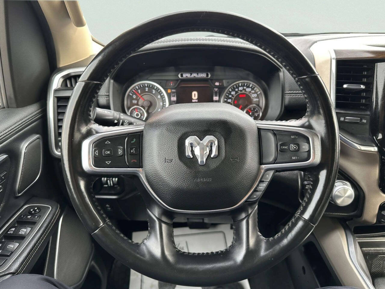 Used 2021 RAM 1500 Laramie AWD/4WD image 27