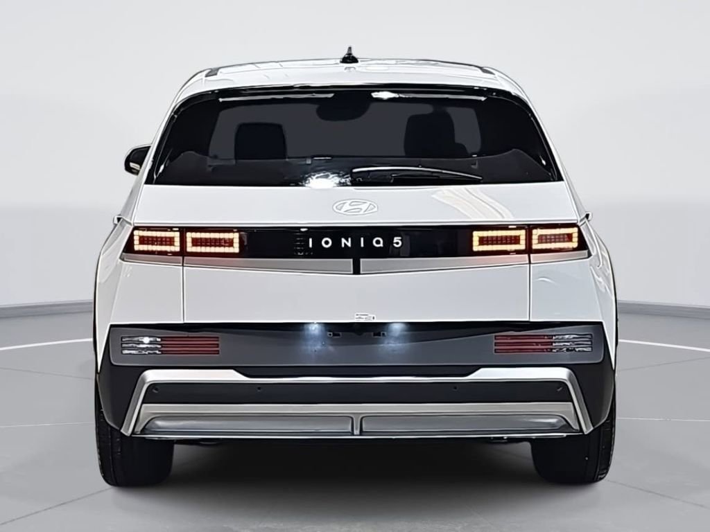 New 2026 Hyundai Ioniq 5 SEL image 6