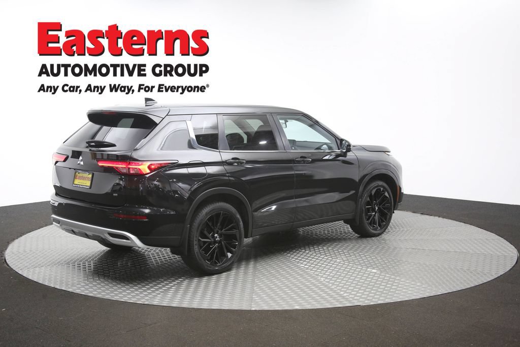 Used 2024 Mitsubishi Outlander SE AWD/4WD image 41