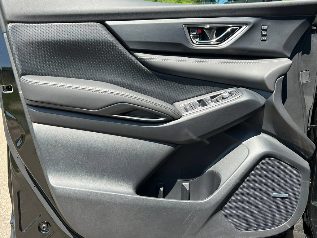 New 2026 Subaru Ascent Limited AWD/4WD image 16