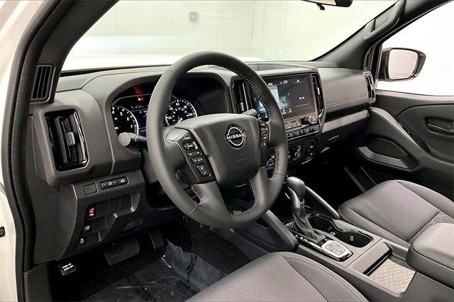 New 2026 Nissan Frontier SV image 6