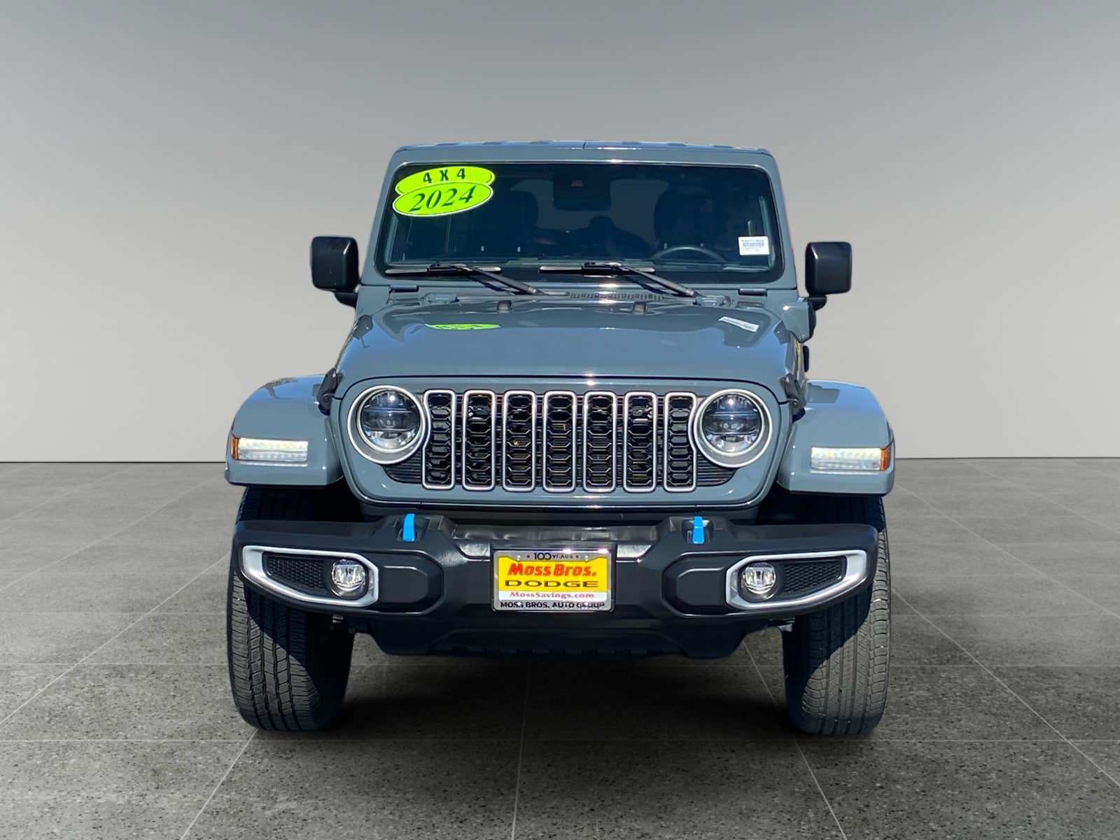 Used 2024 Jeep Wrangler Unlimited Sahara AWD/4WD image 8