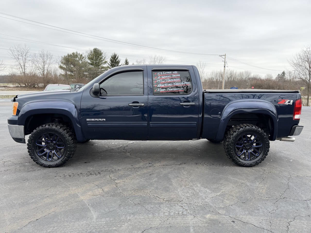 Used 2011 GMC Sierra 1500 SLE w/ Power Tech Package image 2