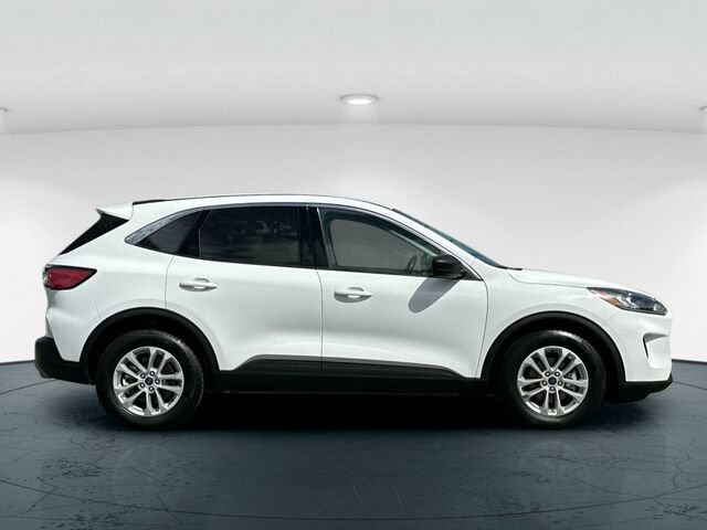 Used 2022 Ford Escape SE w/ Convenience Package FWD image 7