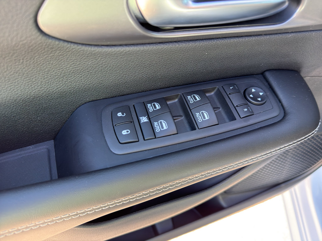 New 2026 Chrysler Voyager LX FWD image 12