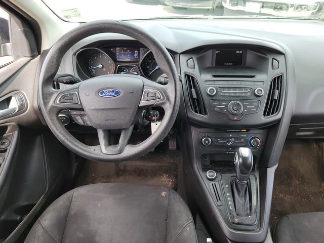 Used 2015 Ford Focus SE FWD image 12