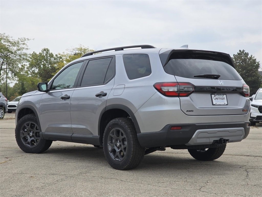 New 2025 Honda Pilot TrailSport image 18