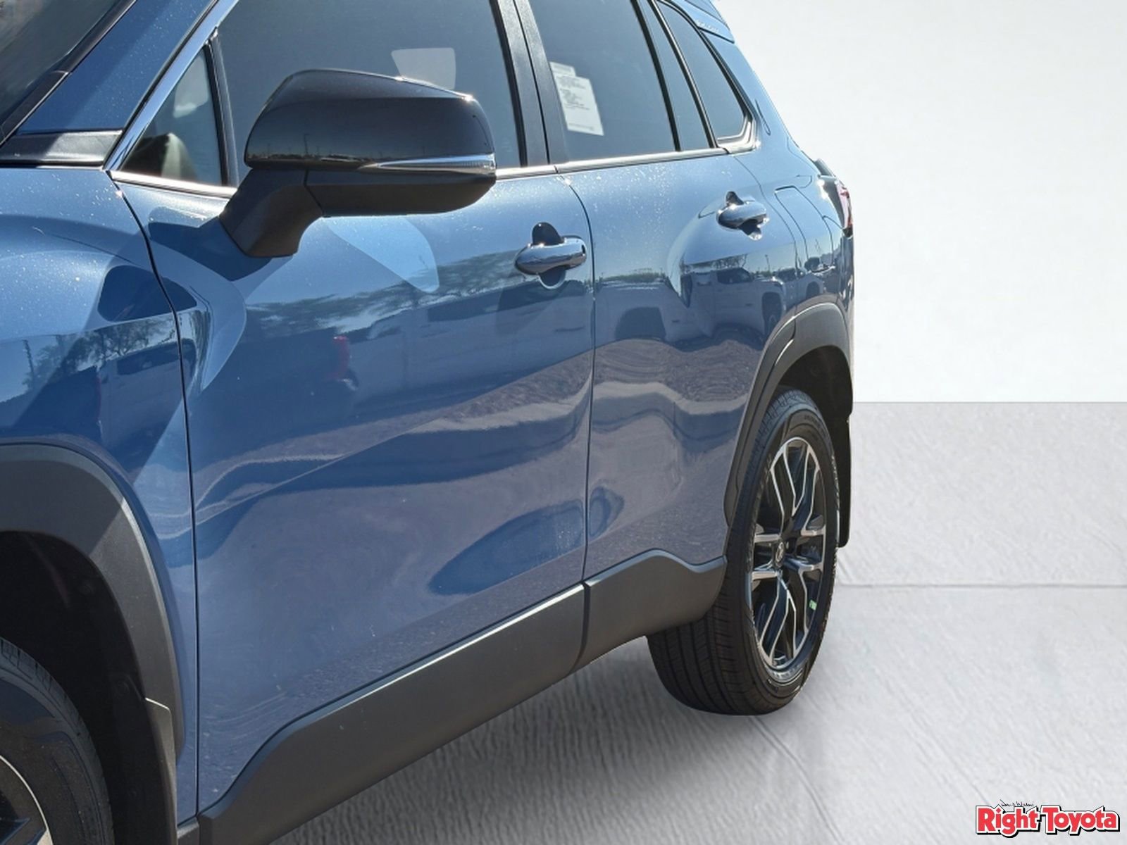 New 2026 Toyota Corolla Cross XLE FWD image 10