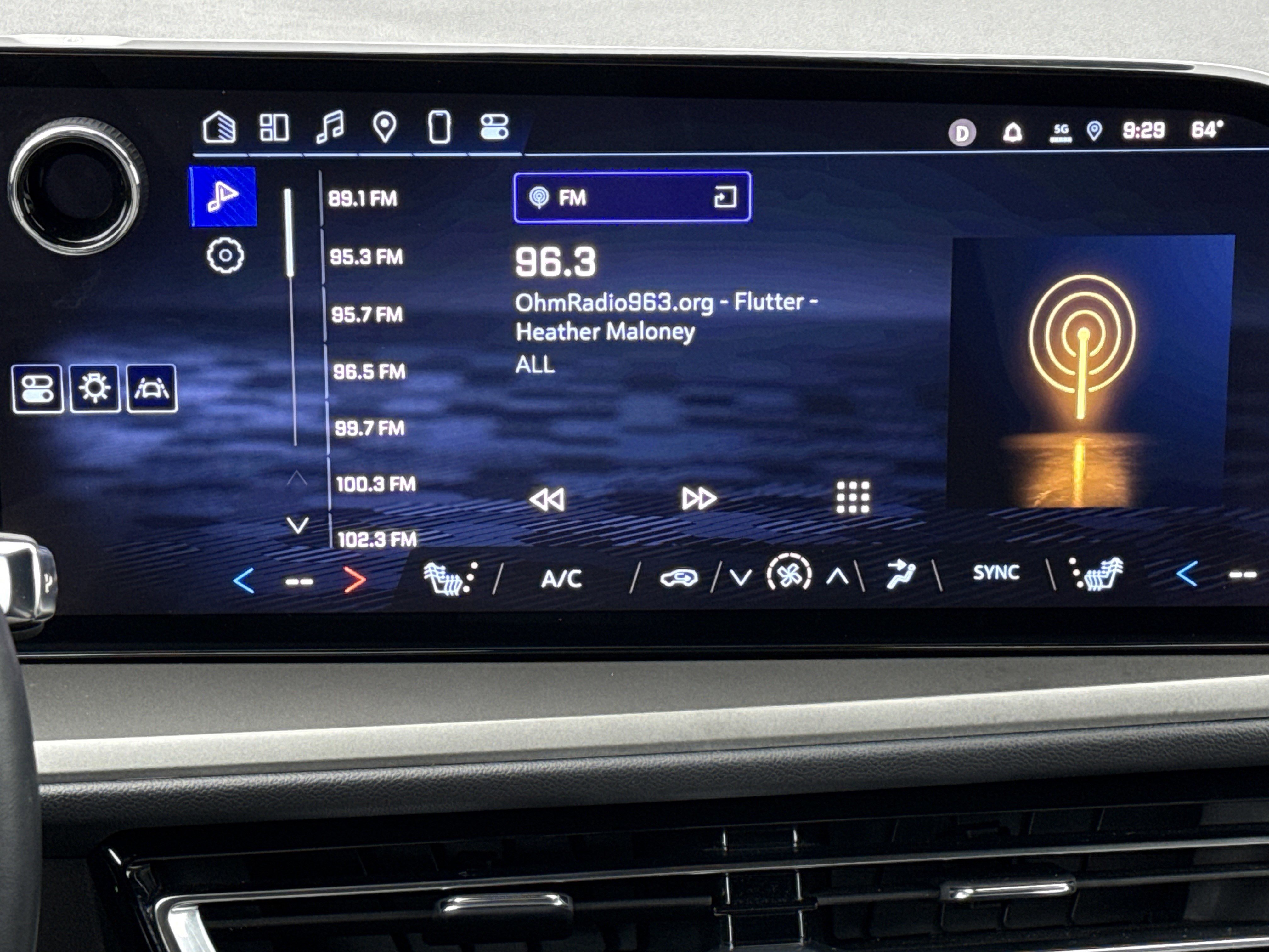 Certified 2025 Chevrolet Traverse LT image 23