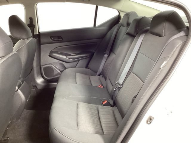 Used 2025 Nissan Altima 2.5 SV FWD image 16
