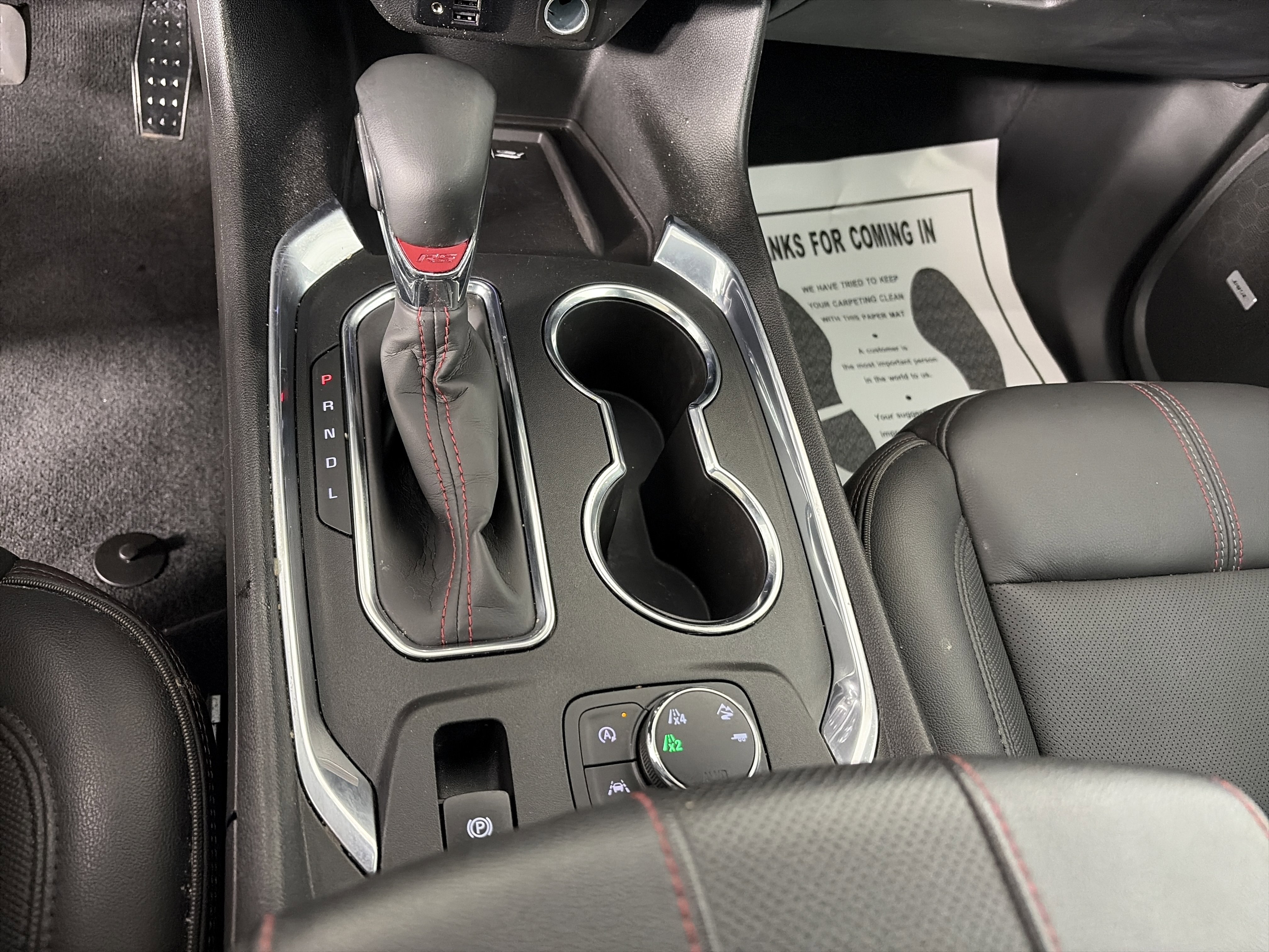 Certified 2023 Chevrolet Traverse RS image 32
