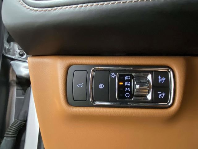 Used 2020 Lincoln Aviator Black Label w/ Dynamic Handling Package image 22